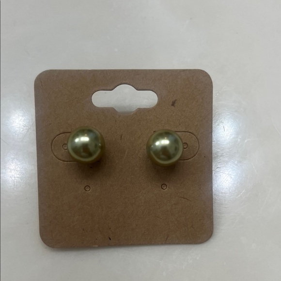 Kenneth Jay Lane Multicolor Pearl Stud Earrings Set of 4 - Picture 2 of 5